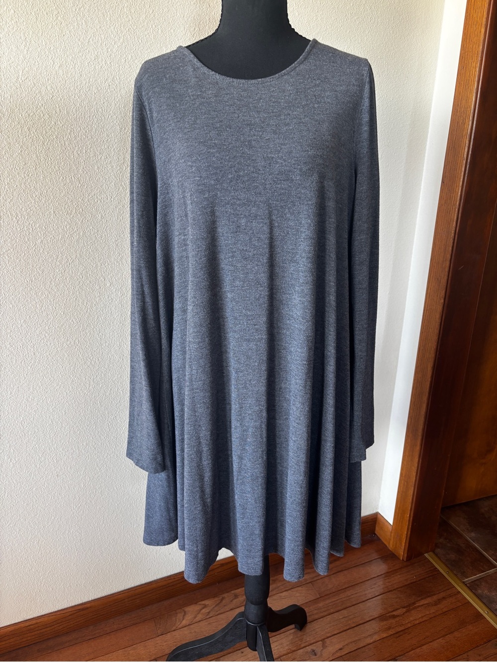 Women's Old Navy long sleeve Gray dress size large